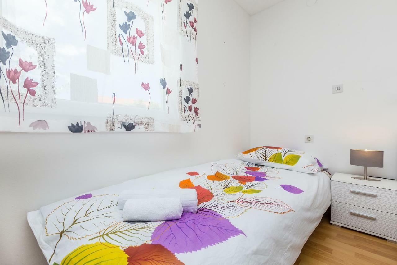 Holiday House Kai With Private Pool Pinezići 외부 사진