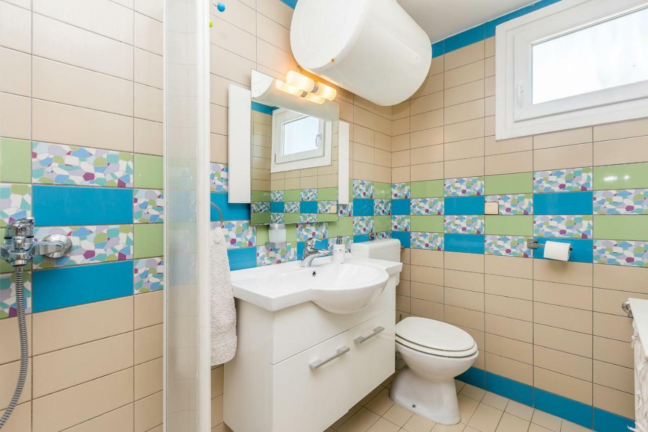 Holiday House Kai With Private Pool Pinezići 외부 사진